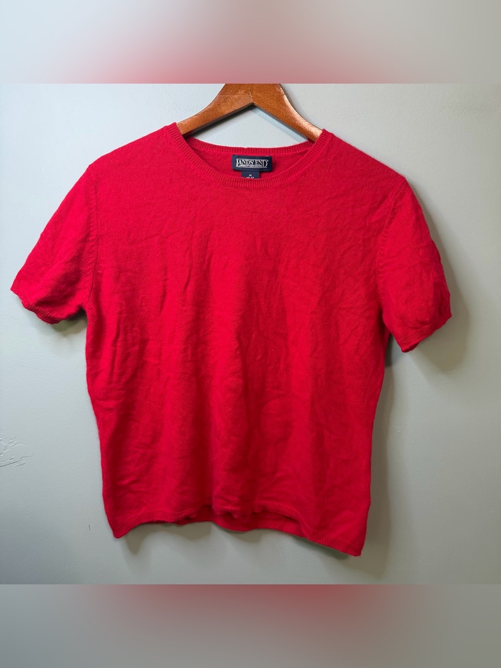 Lands' End 100% Cashmere Vintage Red Short Sleeve Crewneck Sweater. Size Medium